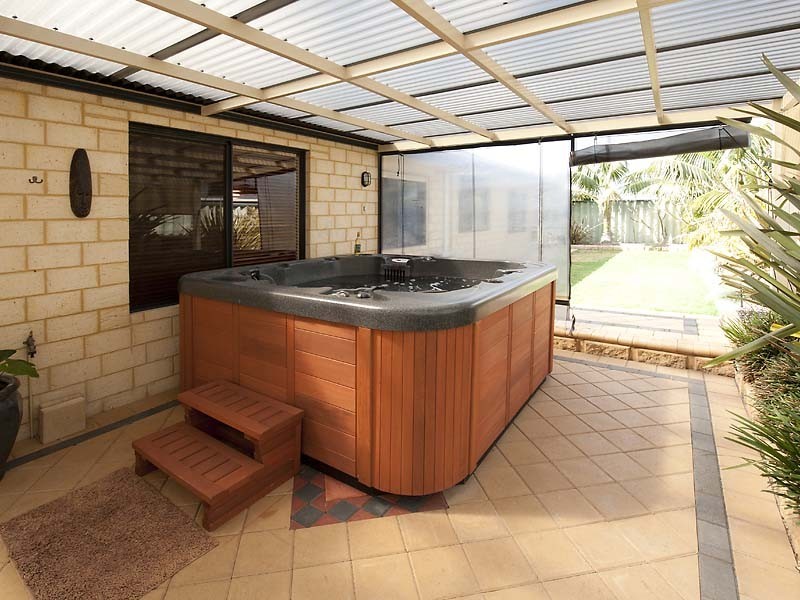 10 Baltimore Gardens, Port Kennedy WA 6172