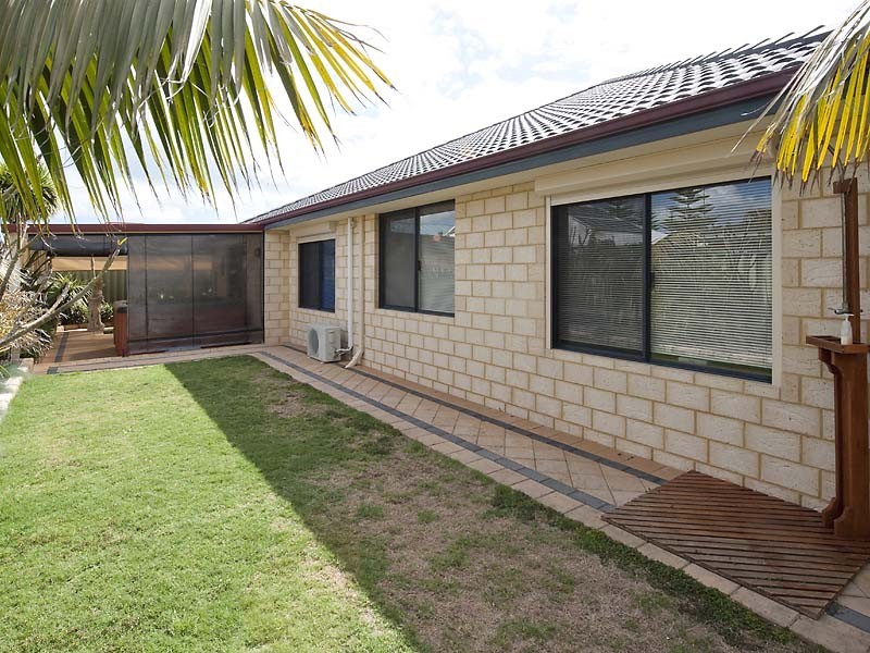 10 Baltimore Gardens, Port Kennedy WA 6172