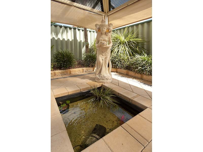 10 Baltimore Gardens, Port Kennedy WA 6172