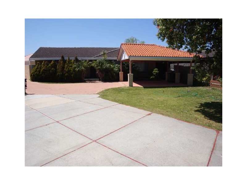 9A Tyne Ct, Safety Bay WA 6169