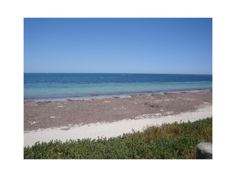 9A Tyne Ct, Safety Bay WA 6169