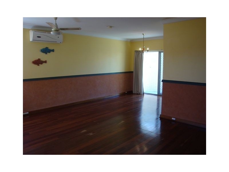 9A Tyne Ct, Safety Bay WA 6169