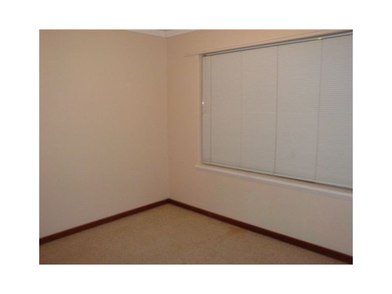 9A Tyne Ct, Safety Bay WA 6169