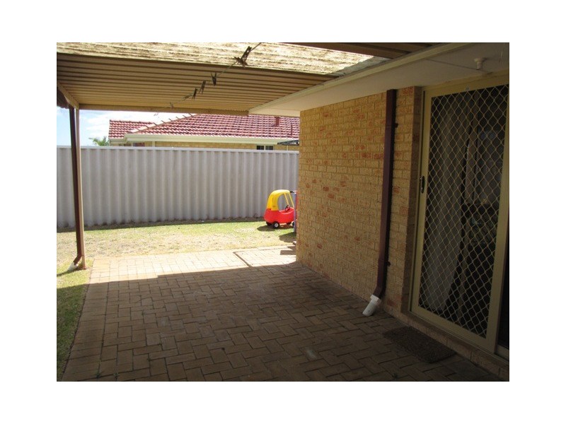 1 Caryota Court, Warnbro WA 6169