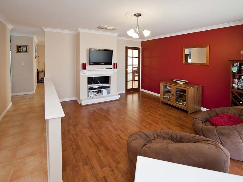 49 Salamanca Parkway, Port Kennedy WA 6172