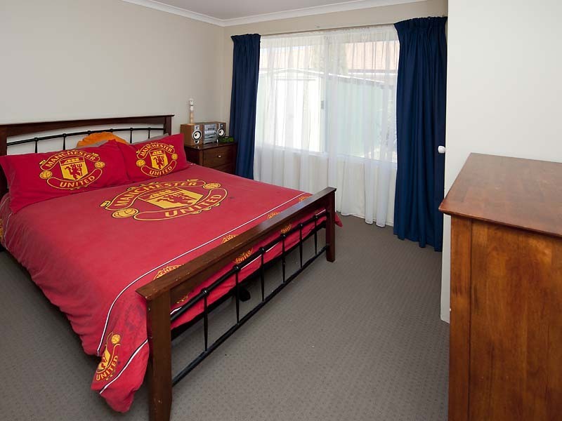 49 Salamanca Parkway, Port Kennedy WA 6172