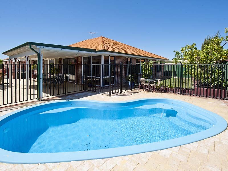 49 Salamanca Parkway, Port Kennedy WA 6172