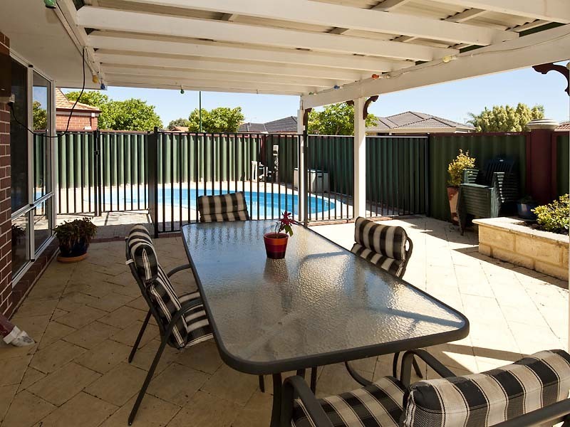 49 Salamanca Parkway, Port Kennedy WA 6172