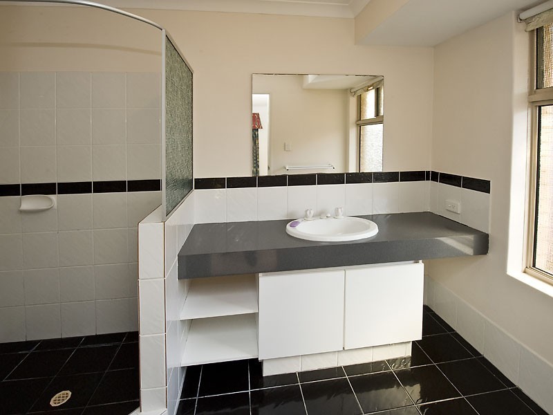 5 Diamantina Way, Rockingham WA 6168