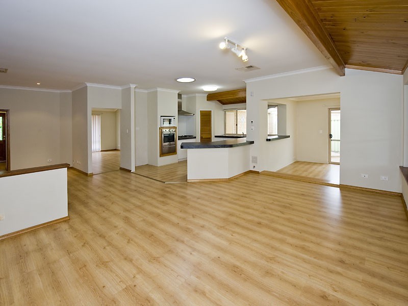 5 Diamantina Way, Rockingham WA 6168