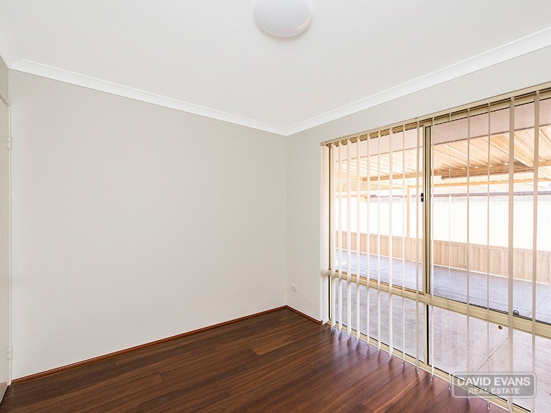 666 Safety Bay Rd, Waikiki WA 6169