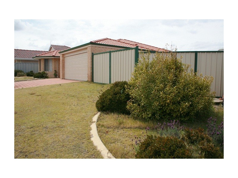 5 Fremont Cresent, Secret Harbour WA 6173