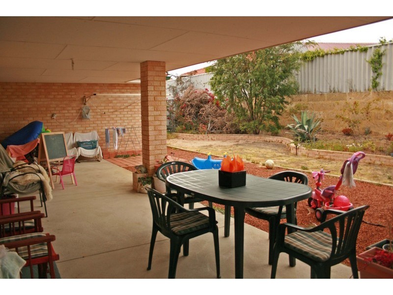 5 Fremont Cresent, Secret Harbour WA 6173