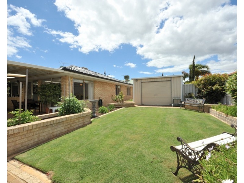 26 Fathom Ramble, Waikiki WA 6169