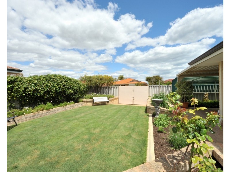 26 Fathom Ramble, Waikiki WA 6169