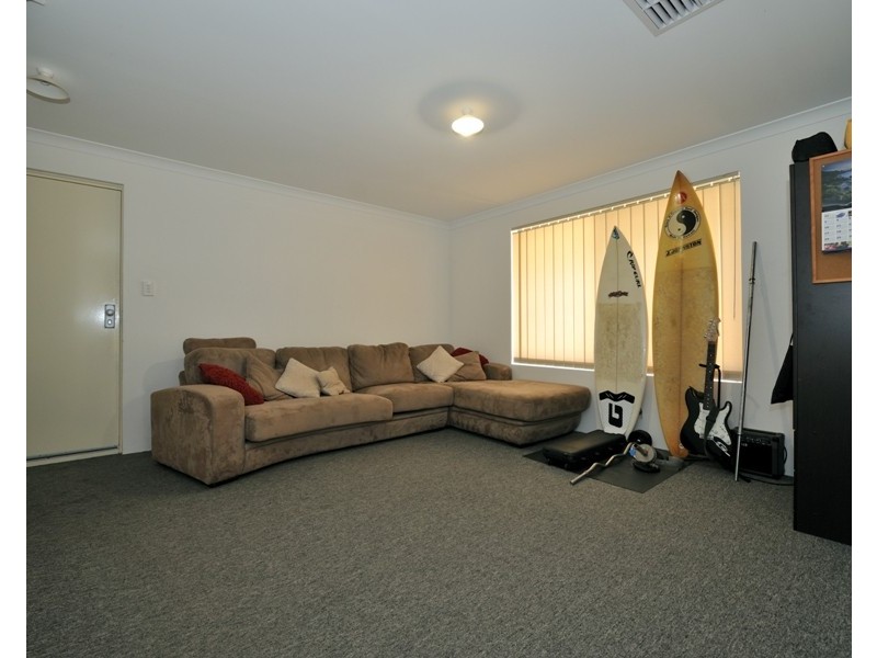 6 Gorman Place, Calista WA 6167