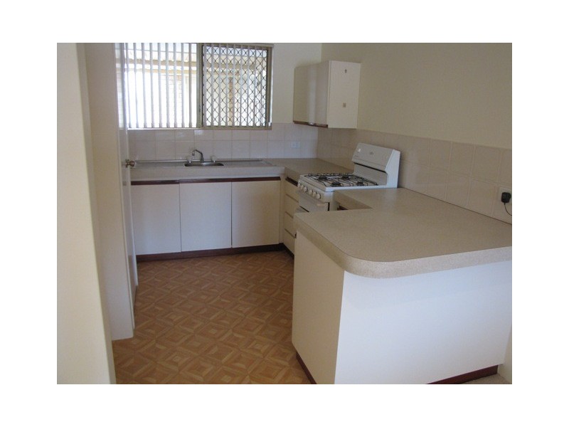 12/5 Ashford Ave, Rockingham WA 6168