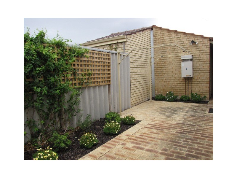 12/5 Ashford Ave, Rockingham WA 6168