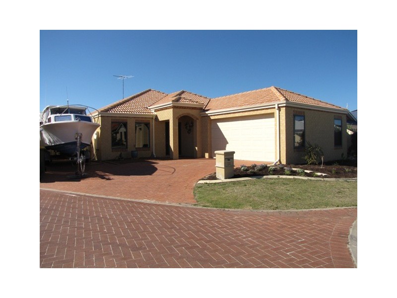 18 Heyerdahl Way, Dudley Park WA 6210