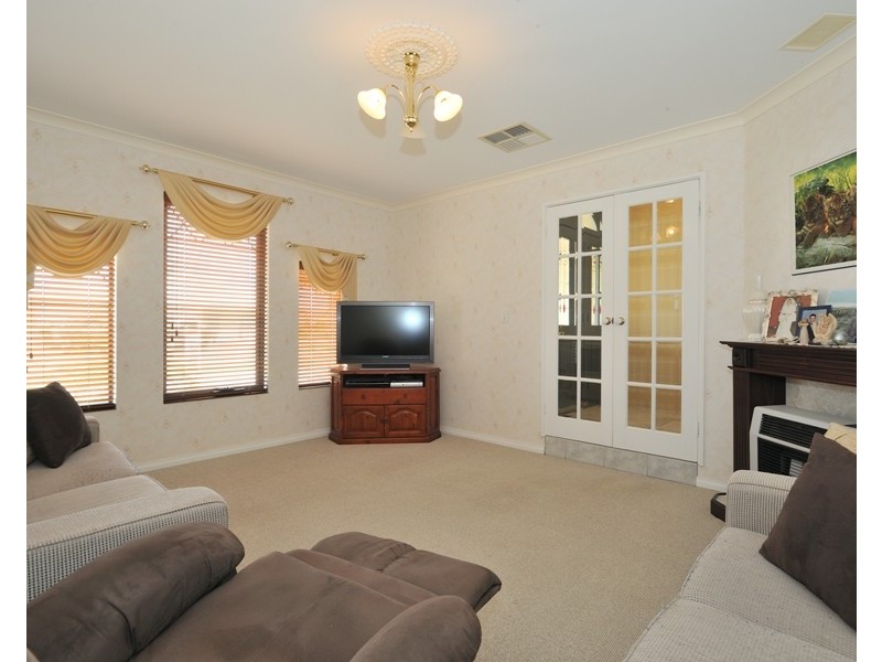 9 Volcans Mews, Port Kennedy WA 6172