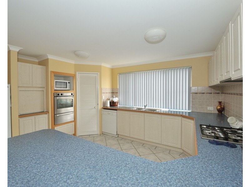 9 Volcans Mews, Port Kennedy WA 6172