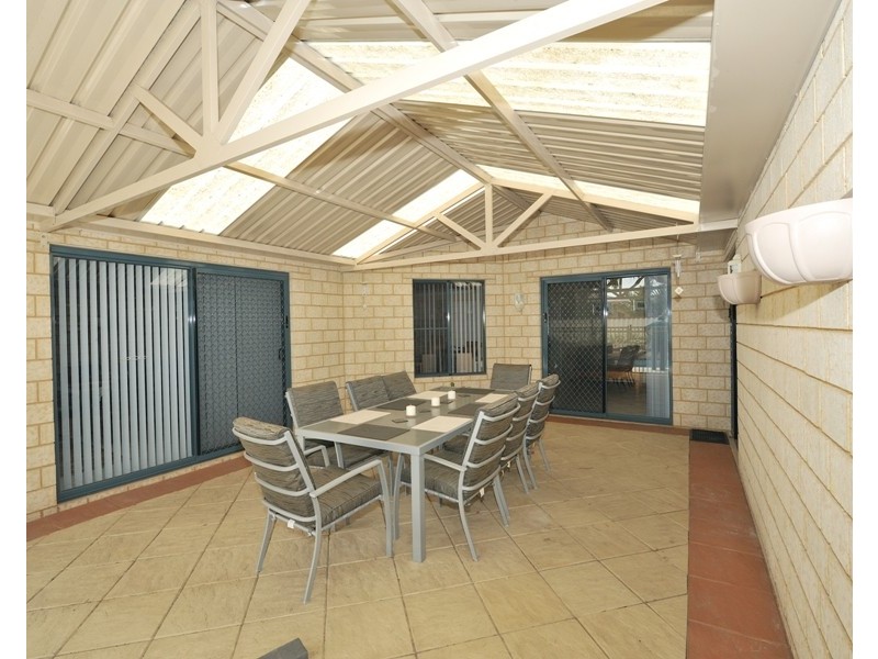 9 Volcans Mews, Port Kennedy WA 6172