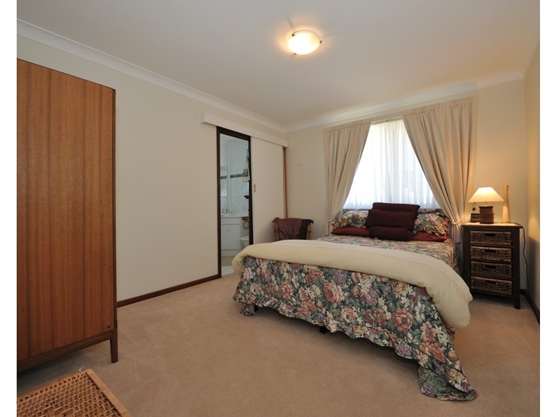 102 Penguin Road, Safety Bay WA 6169