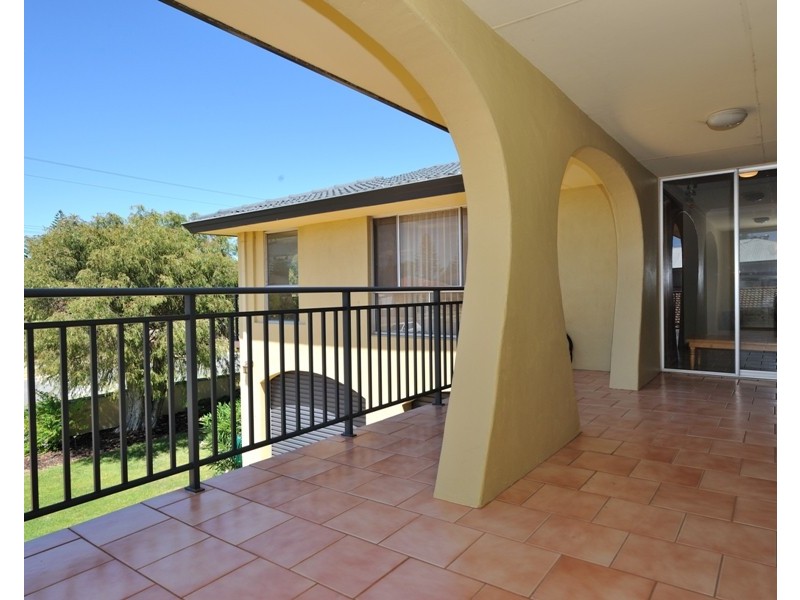 102 Penguin Road, Safety Bay WA 6169