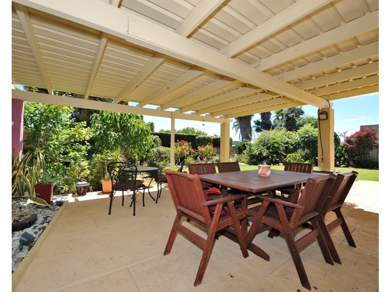 102 Penguin Road, Safety Bay WA 6169