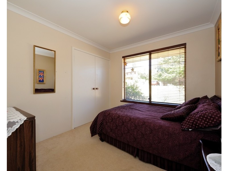 11 Nautilus Way, Kallaroo WA 6025