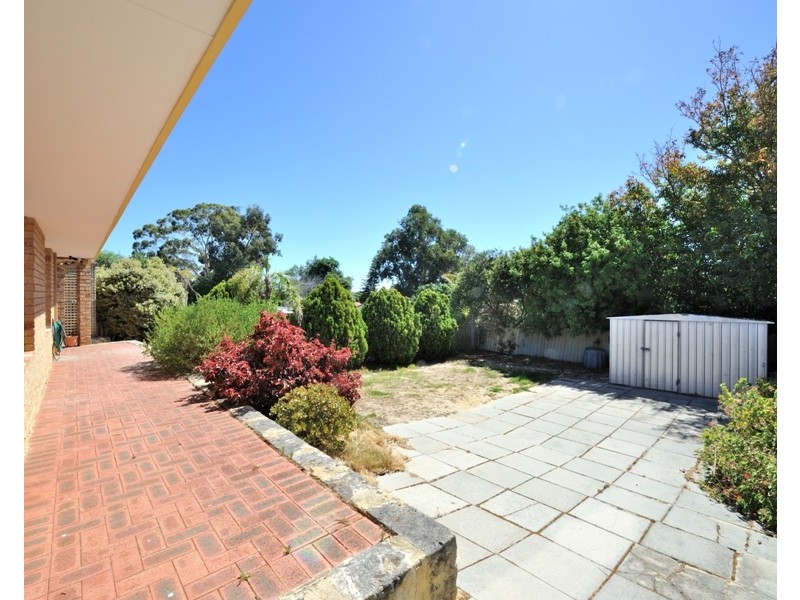 11 Nautilus Way, Kallaroo WA 6025