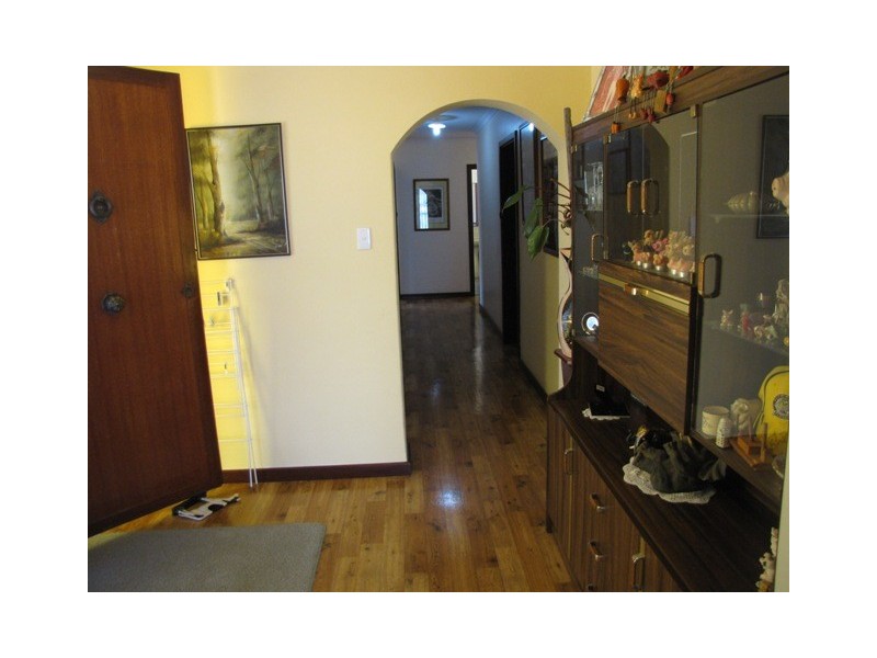 131 Gloucester Crescent, Shoalwater WA 6169