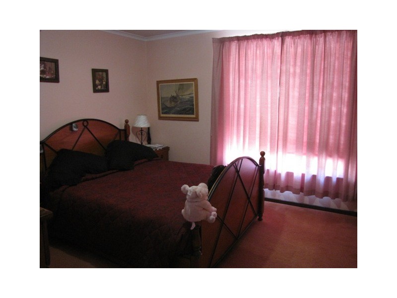 131 Gloucester Crescent, Shoalwater WA 6169