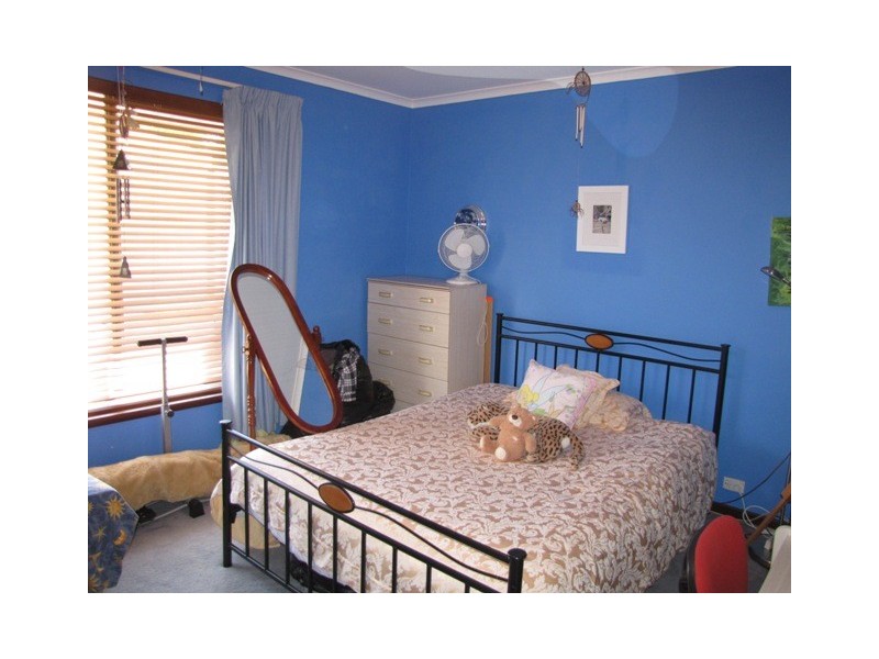 131 Gloucester Crescent, Shoalwater WA 6169