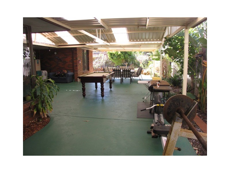 131 Gloucester Crescent, Shoalwater WA 6169