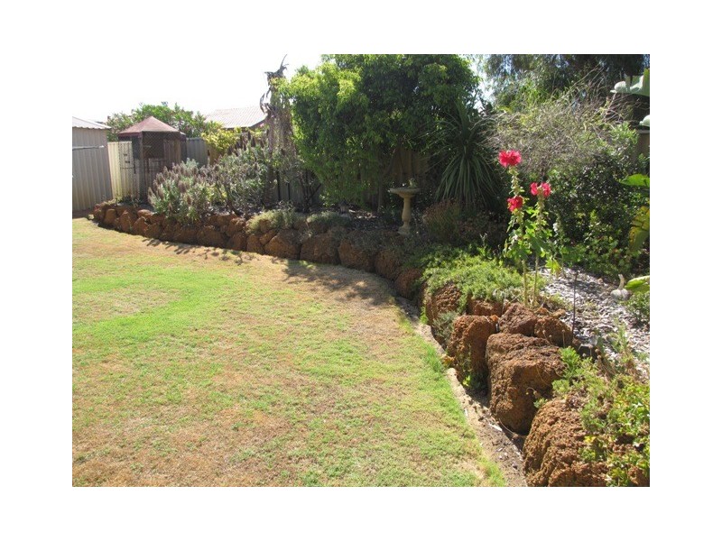 131 Gloucester Crescent, Shoalwater WA 6169