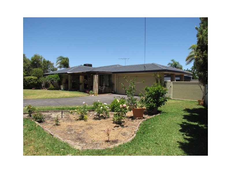 3 Sycamore Close, Rockingham WA 6168