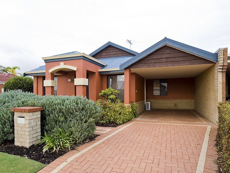 9/23 Royal Palm Drive, Warnbro WA 6169