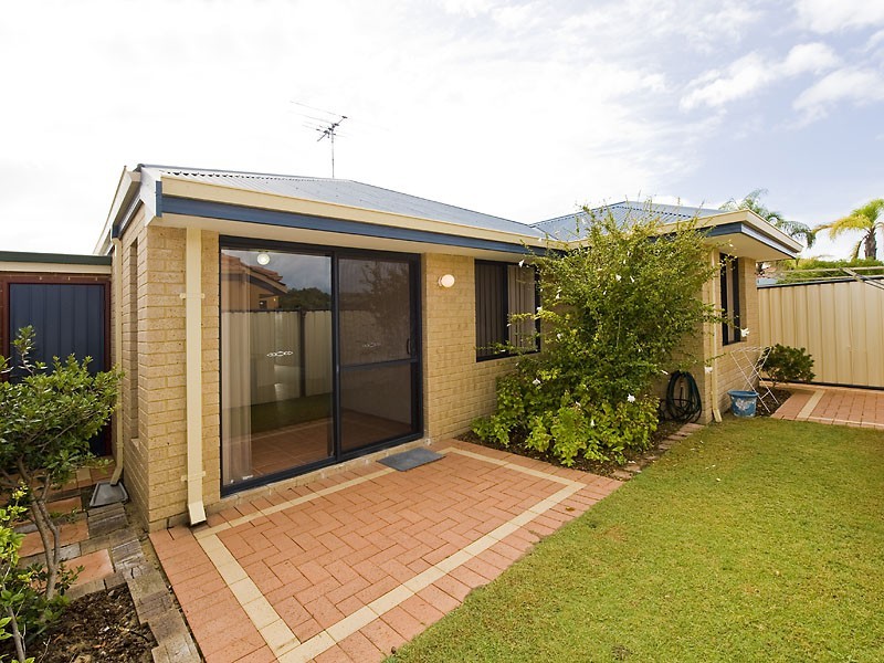 9/23 Royal Palm Drive, Warnbro WA 6169