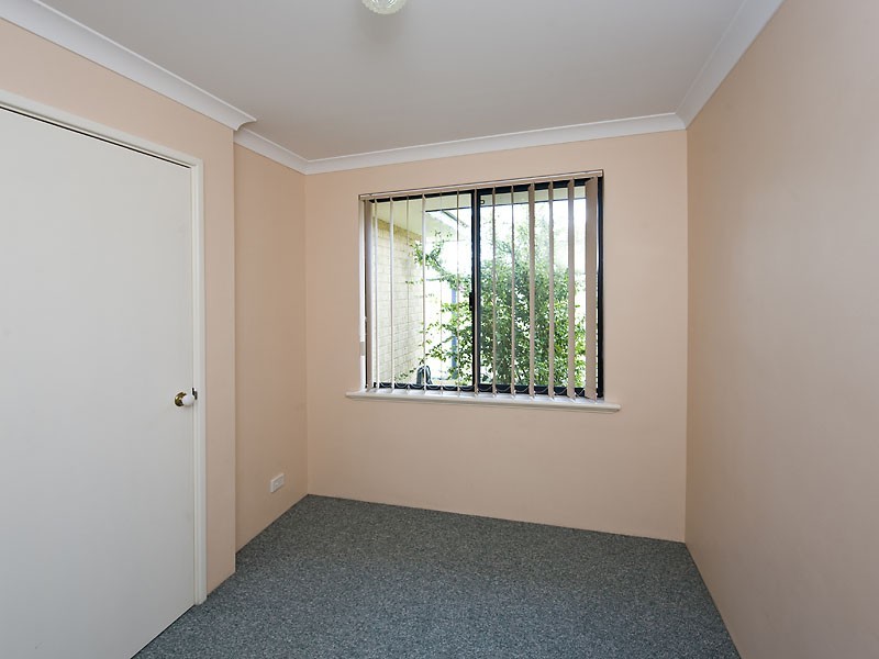 9/23 Royal Palm Drive, Warnbro WA 6169