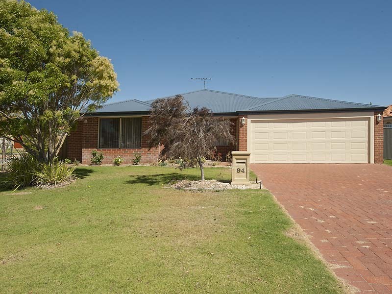 94 Montoro Drive, Port Kennedy WA 6172