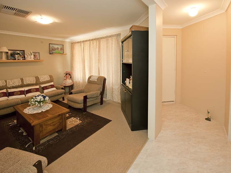 94 Montoro Drive, Port Kennedy WA 6172