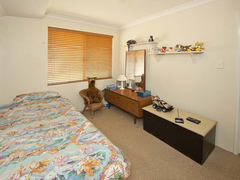 94 Montoro Drive, Port Kennedy WA 6172