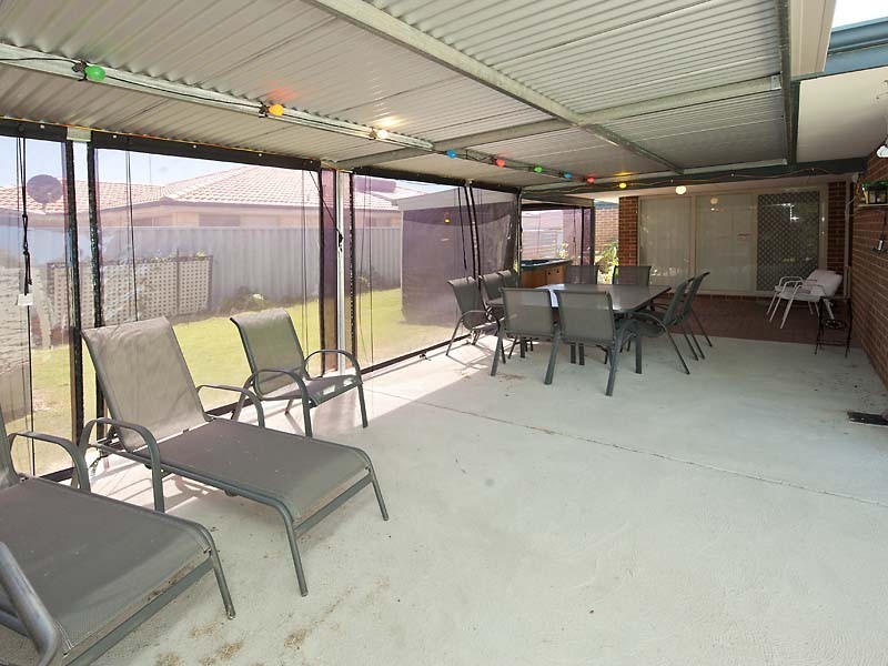 94 Montoro Drive, Port Kennedy WA 6172