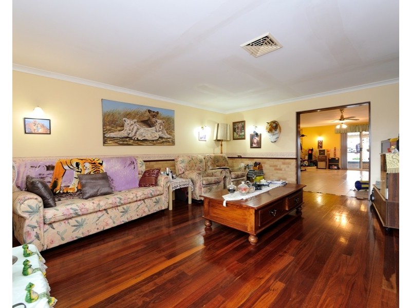 7 Kempton Grove, Clarkson WA 6030