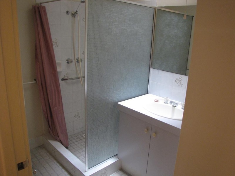 8/11 Louise Street, Rockingham WA 6168