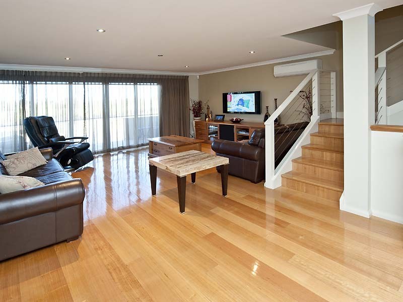 1/25 Victoria Street, Rockingham WA 6168