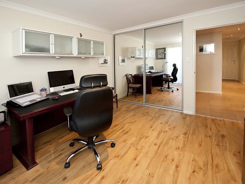 1/25 Victoria Street, Rockingham WA 6168