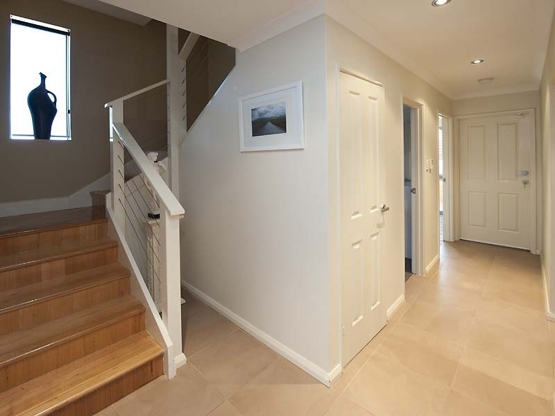 1/25 Victoria Street, Rockingham WA 6168