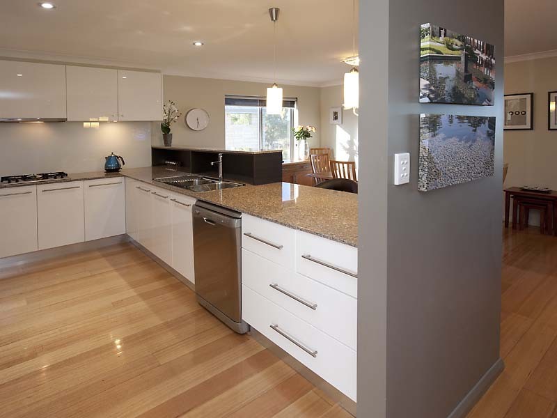 1/25 Victoria Street, Rockingham WA 6168